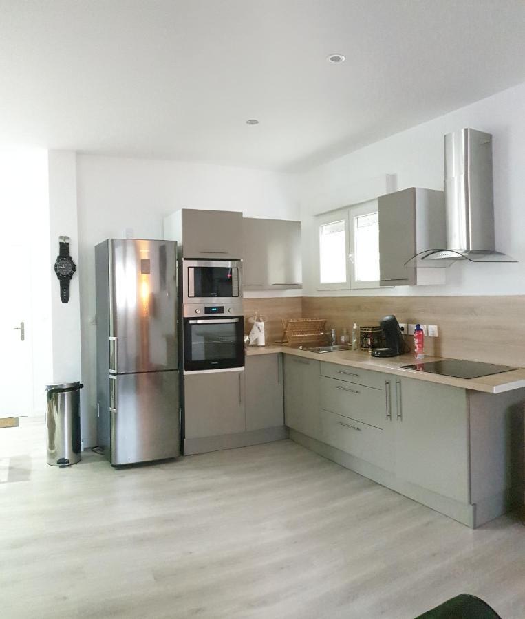Appartement Hyper-Centre Epernay Avec Sauna Et Parking Prive Kültér fotó