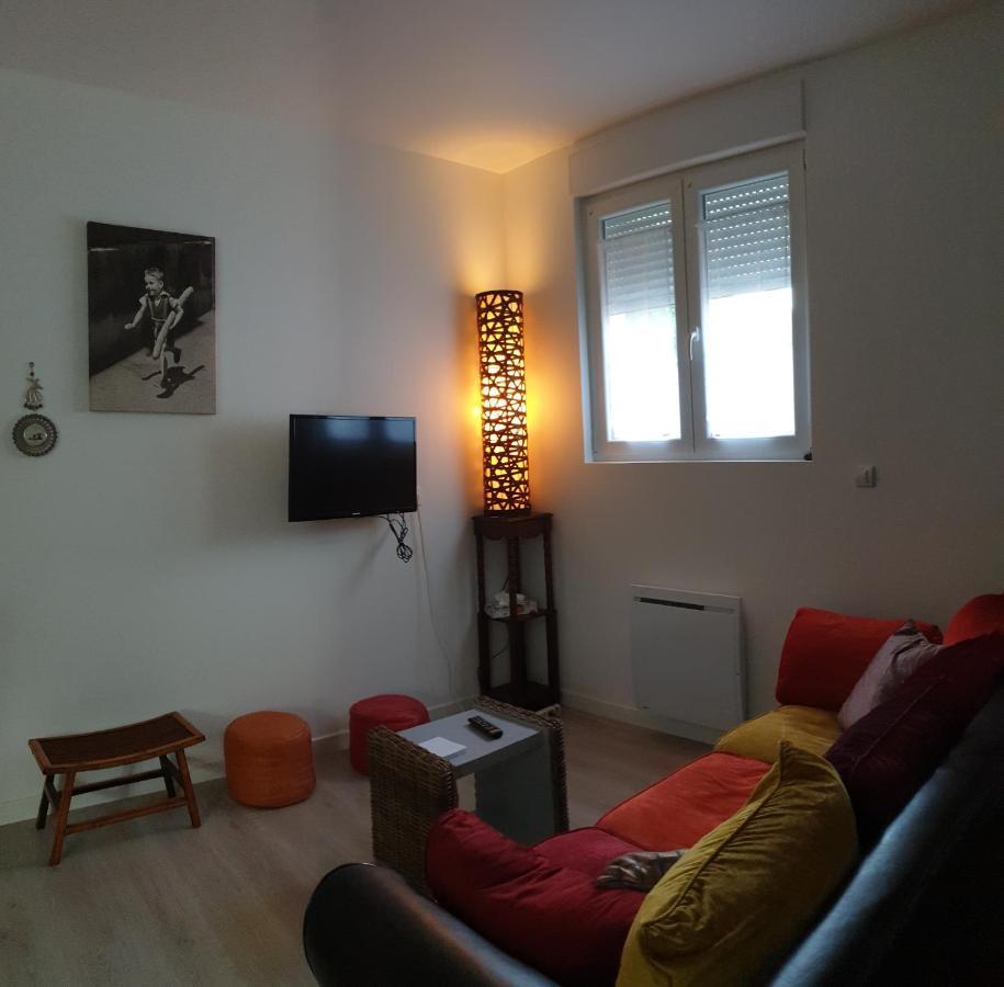 Appartement Hyper-Centre Epernay Avec Sauna Et Parking Prive Kültér fotó