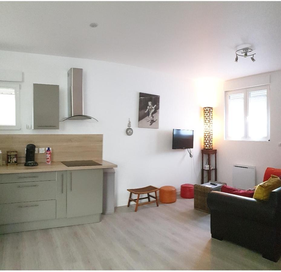 Appartement Hyper-Centre Epernay Avec Sauna Et Parking Prive Kültér fotó
