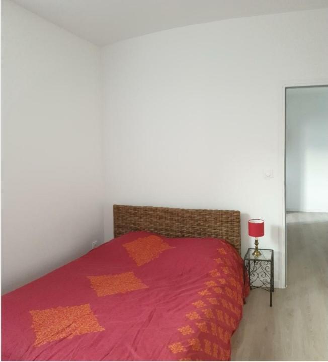 Appartement Hyper-Centre Epernay Avec Sauna Et Parking Prive Szoba fotó